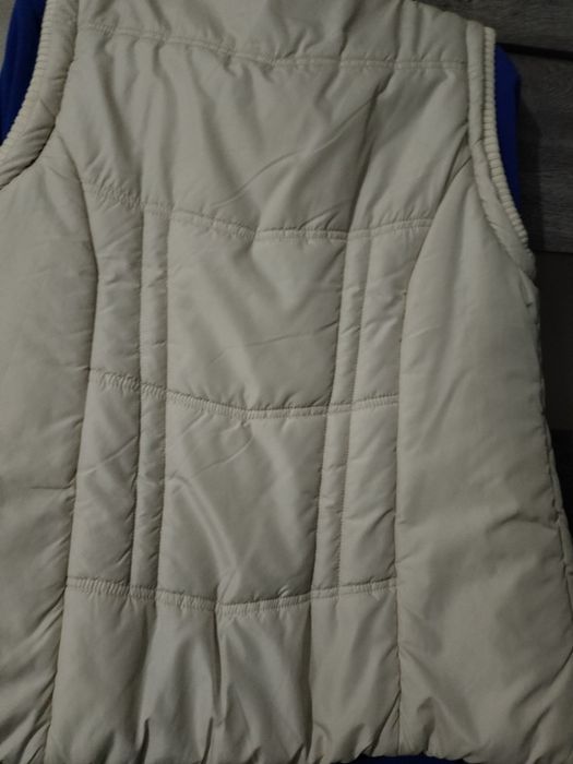 Продам жилет женский