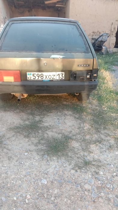 Автомобиль  ваз 2109