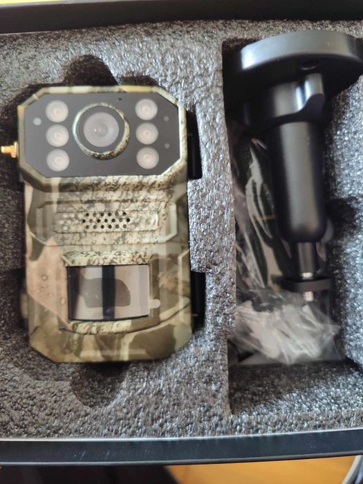Нова Ловна камера HC880 14MP със силарен панел и 4G