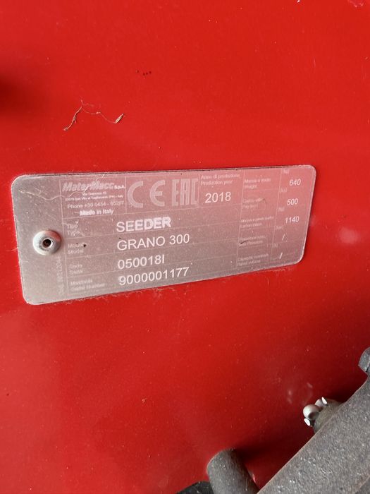 Semanatore paioase MaterMacc 300