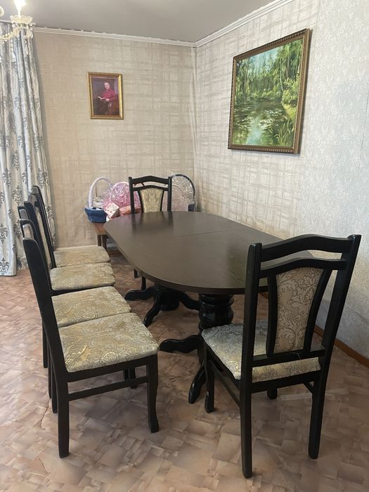 Продам стол со стульями
