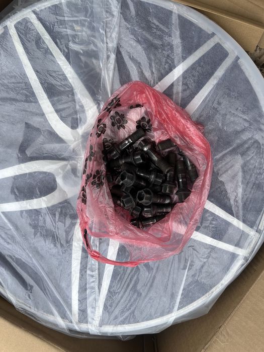 Диск AMG R19 разно широкие