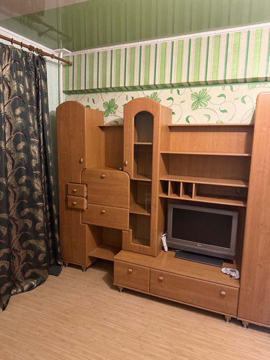 Шкафы, компьютерный стол со стульчиком