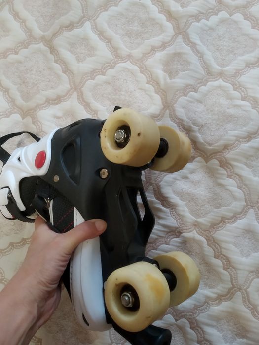 Роликовые коньки квады