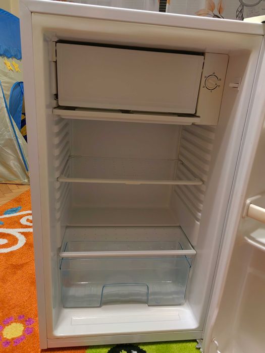 хладилник Crown DF 120A