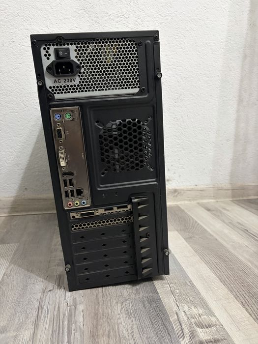 Настолен компютър с AMD Ryzen 5 и NVIDIA GTX 1050 Ti