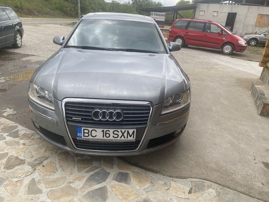 Audi A8 limousine
