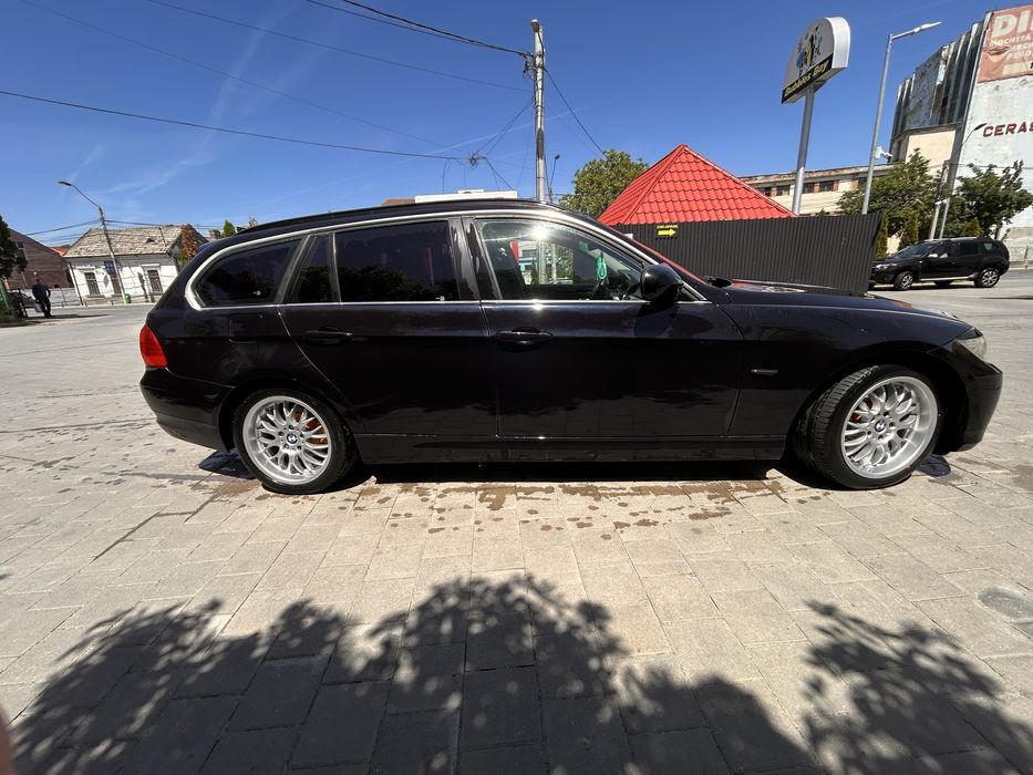 Bmw e91 320d din 2011
