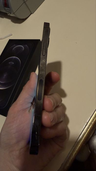 Iphone 12 pro , 256 gb