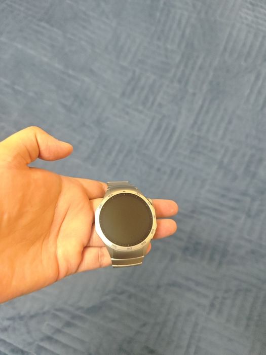 Продам часы Huawei watch gt4