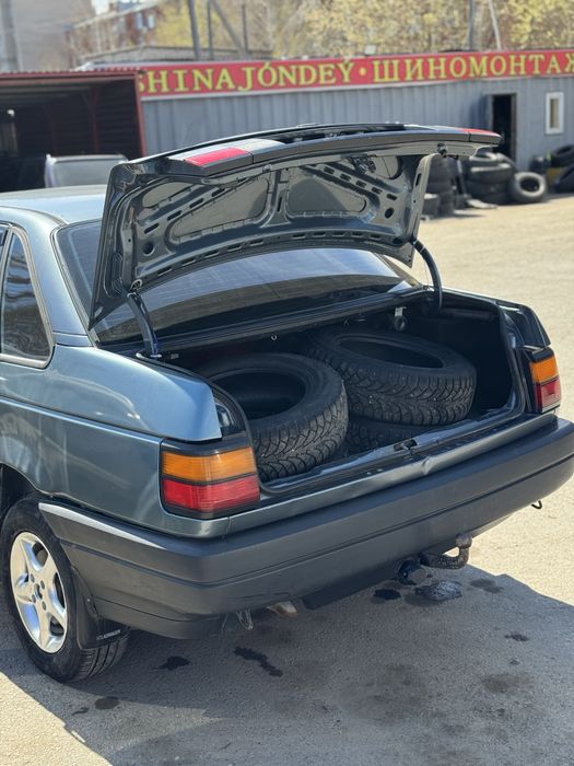 Продам Пассат 1.8 Моно