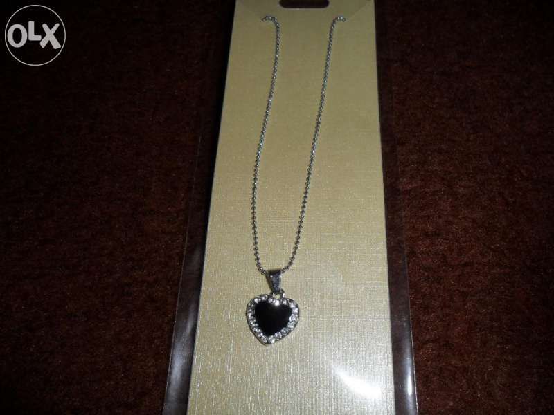 Колие Черно сърце