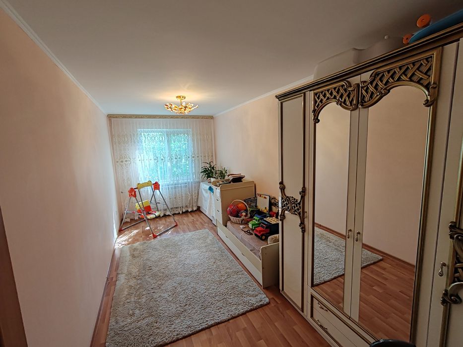 Продам 3 комнатную квартиру