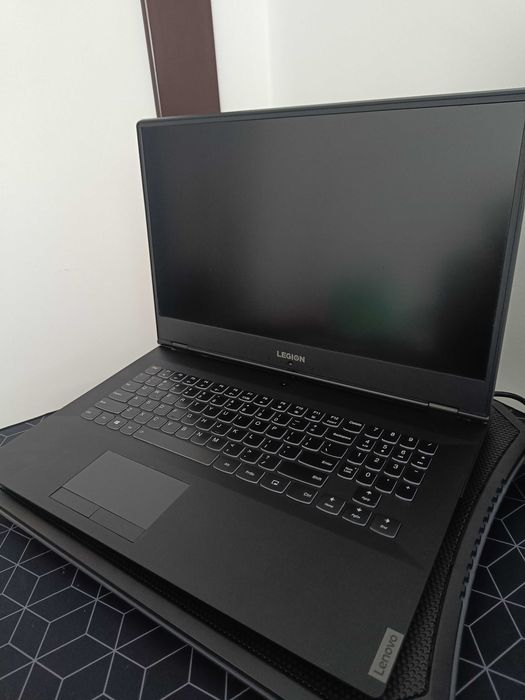 Laptop Lenovo Legion 17inch - full box + Casti sennheiser hd450se cadou