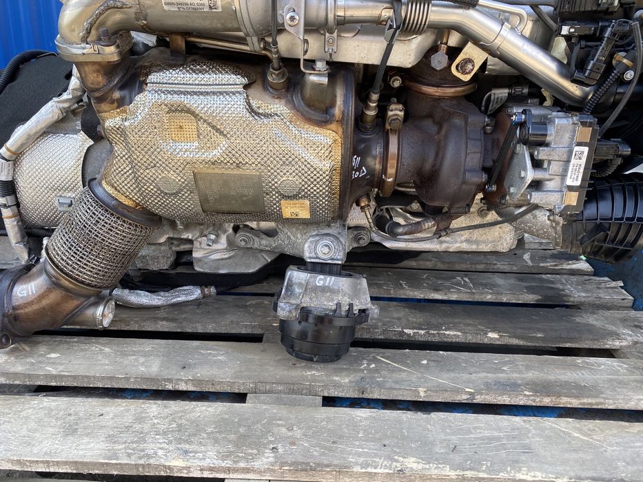 Tampon motor stânga BMW G11 3.0 D