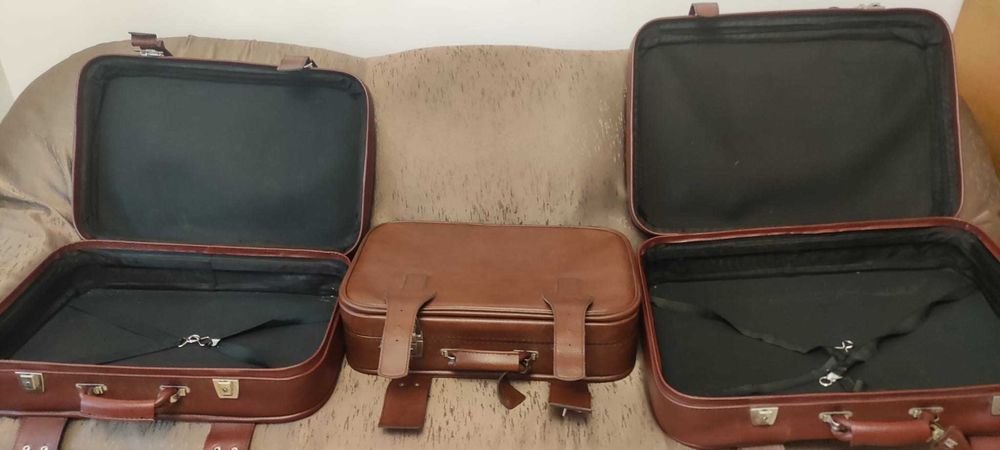 Set 3 geamantane vintage din piele