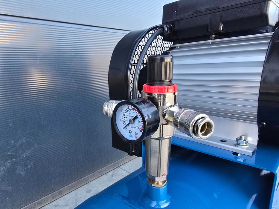 2025 Компресор за въздух 120L 4 НР 3 кв 12 бара усилен дебит - 480 л/м