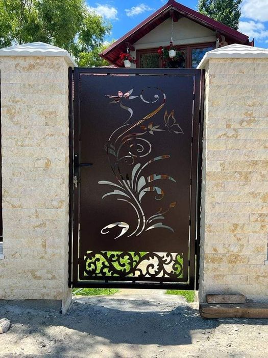 Capace/coame(caciuli-fundatie) gard