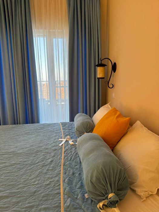 Дава се под наем Къща в с. Минерални бани, Област Хасково - 800 кв.м за 3060 € - Снимка #8