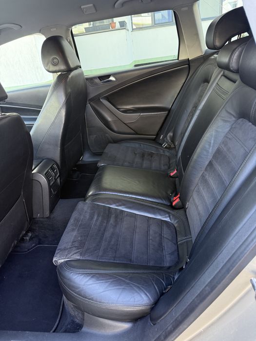 Vând vw passat in stare buna de fuctionare , cu servis-uri la zi.
