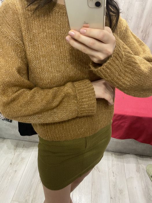 Продам свитера из шерсти и мохера HM