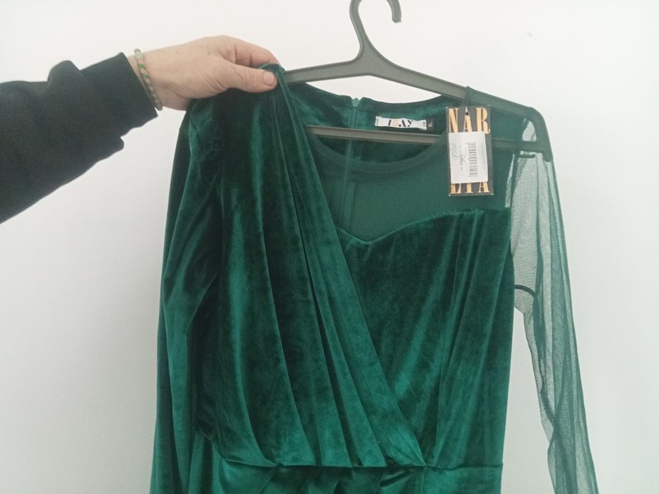 Продам вечернее платье  XL