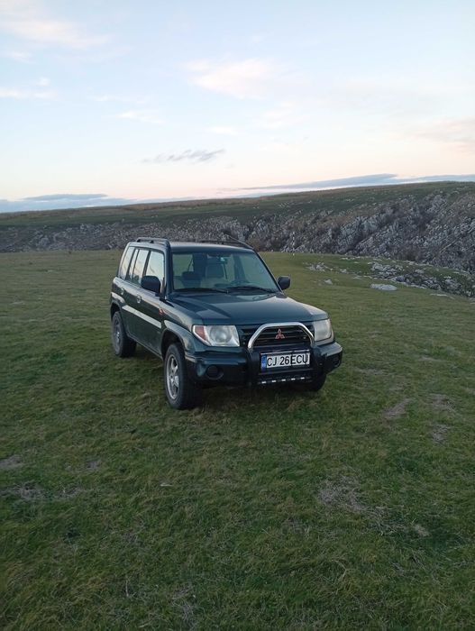 Mitsubishi pajero pinin