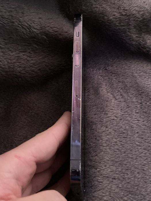 Vând iphone 14 pro max