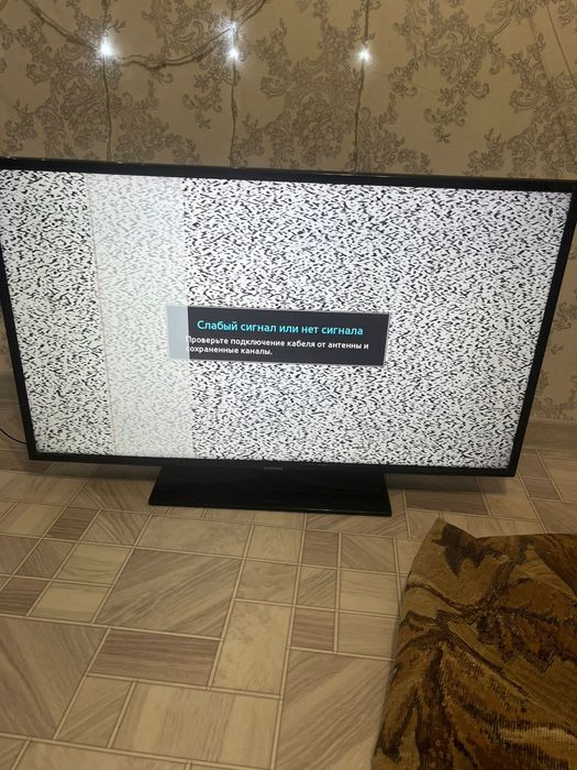 Лед телевизор в среднем состоянии