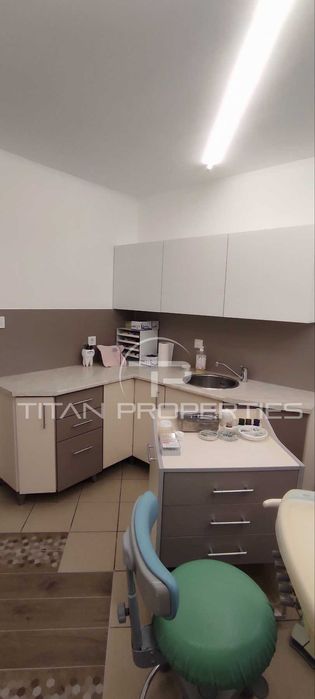 Продава се Офис в Пловдив, Център - 40 кв.м за 3075 €/кв.м - Снимка #1