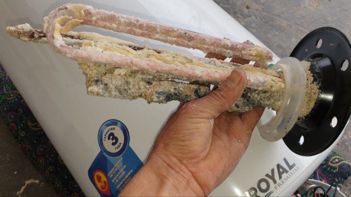 Чистка аристона, замена тэна, ремонт, итд