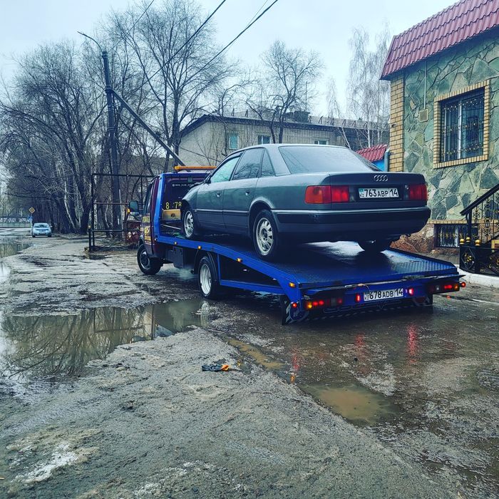 Услуги эвакуатора. Эвакуатор Павлодар. Эвакуатор...