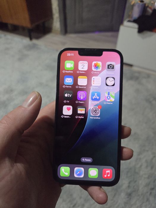 Продам iPhone 13 128Gb  Темно синий