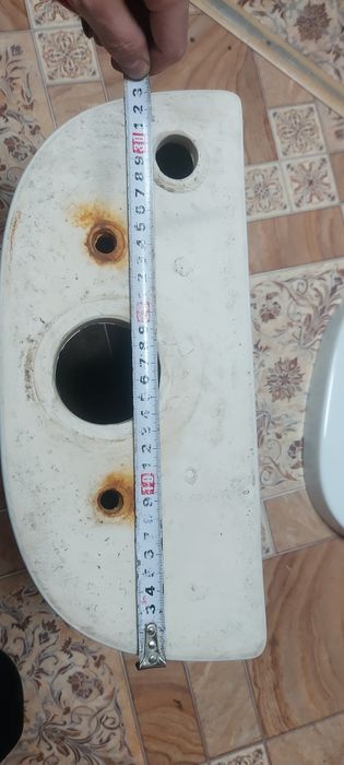 Продаю бачок от унитаза 15см