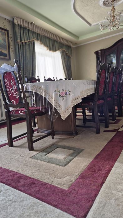 Залға арналған сервант, комод, стол, орындықтар