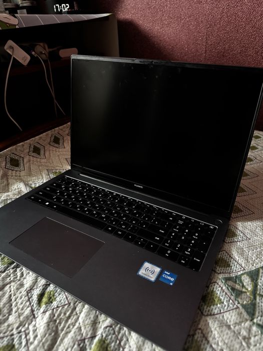 Huawei matebook D16