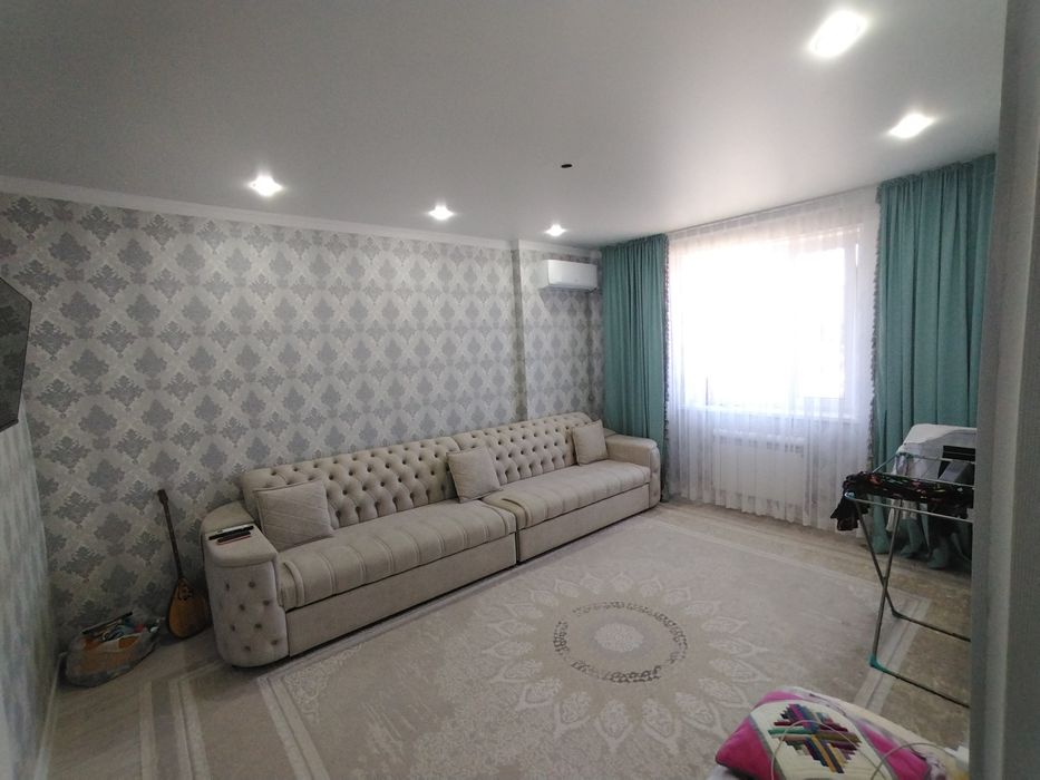 Продам 1 ком квартиру на Батыс 2