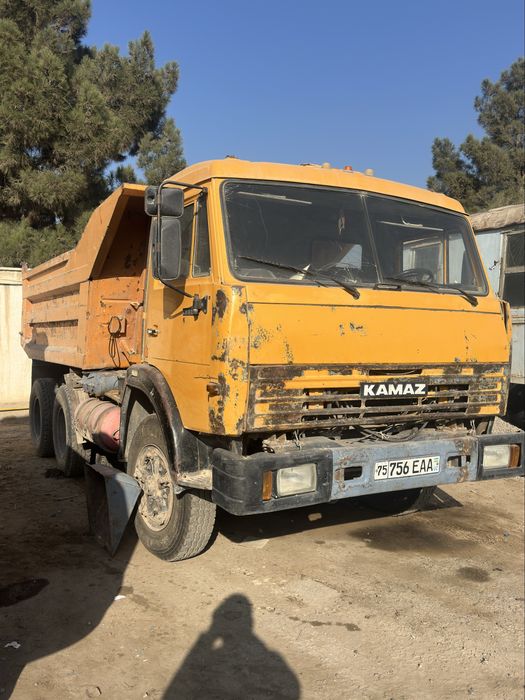 KAMAZ samosval sotiladi.
