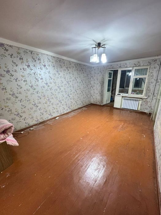 Продам чиланзар 7.   2/4/5.  Балкон 2*6