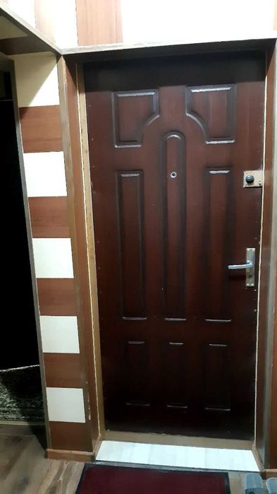 Продаётся 2 комнатная квартира