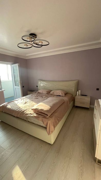 Продаётся 2 в 3х комнатную на Дархане 107м²