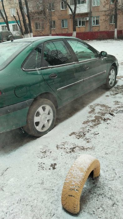 Продам хороший автомобиль на полном ходу