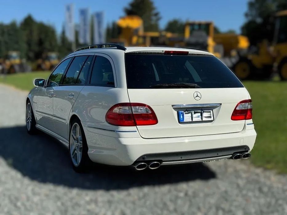 Dezmembrari / Dezmembrez MERCEDES BENZ E-CLASS W211