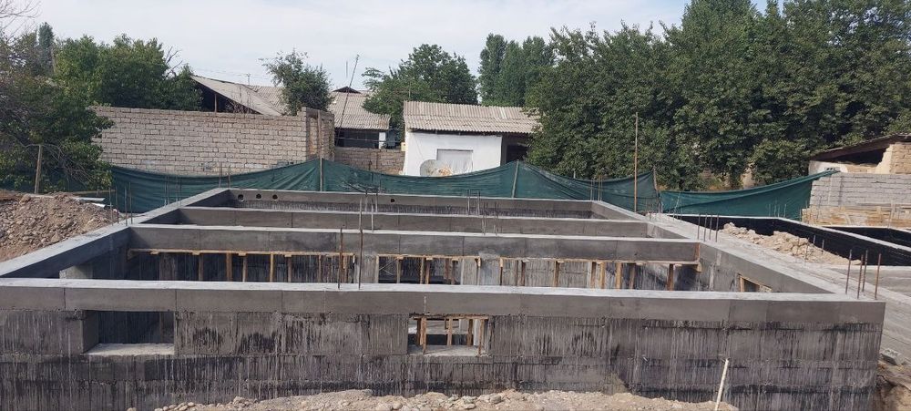 Uchastka kutaramiz. Fundamentdan Krishagacha.