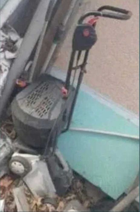 Masina electrica aparat de tuns iarba electric cu 2 cutii de aspirare 1+1 bonus
