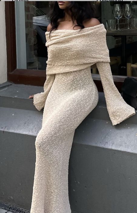 Черное платье текстиль