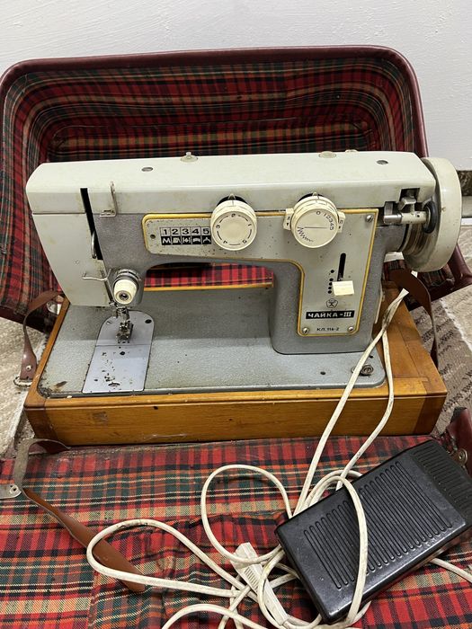 Продам швейную машину чайка