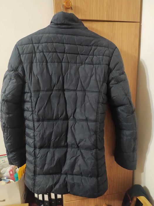 Мужские куртки, утеплённые, 46 - 48. Б/у, но в хорошем состоянии.