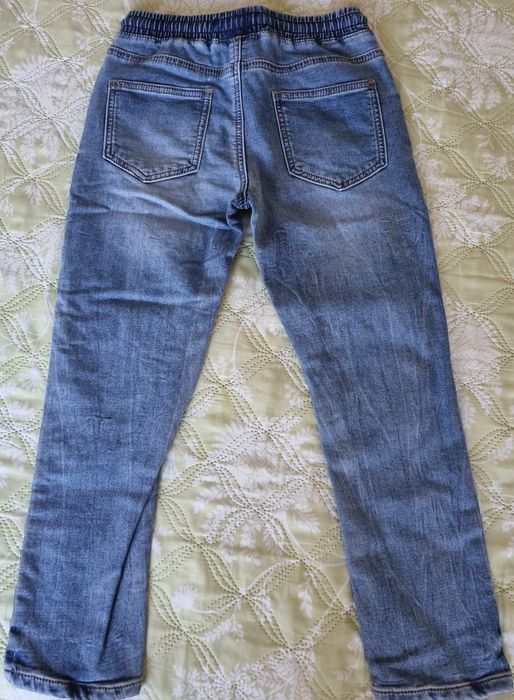 Есенни дрехи за момче 128см