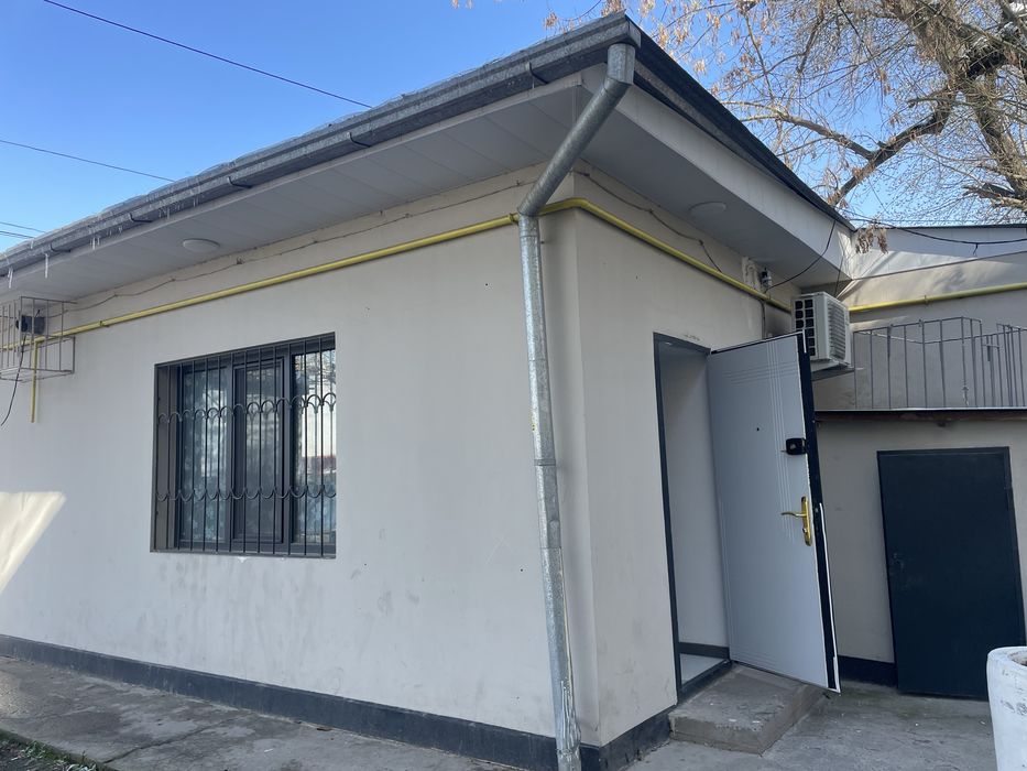 Помещение 27кв.м. возле входа Аския базар